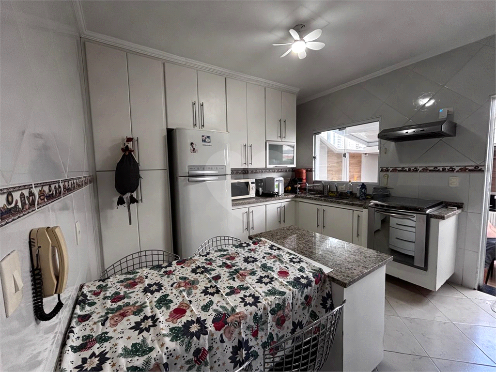 Ótimo sobrado no Mandaqui com 03 dormitórios, com 02 suites e churrasqueira.