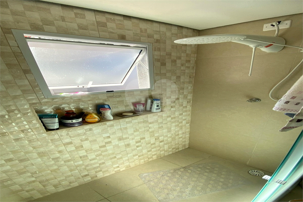 Sobrado residencial no Parque Casa de Pedra, totalmente reformado, com 3 dormitórios,