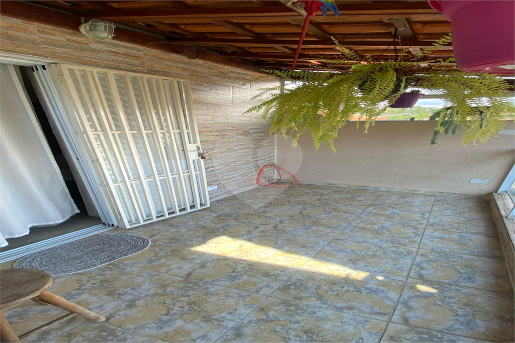 Sobrado residencial no Parque Casa de Pedra, totalmente reformado, com 3 dormitórios,