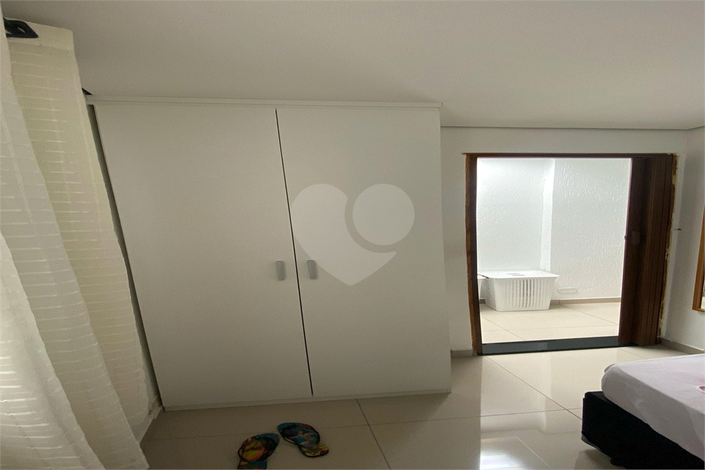 Sobrado residencial no Parque Casa de Pedra, totalmente reformado, com 3 dormitórios,