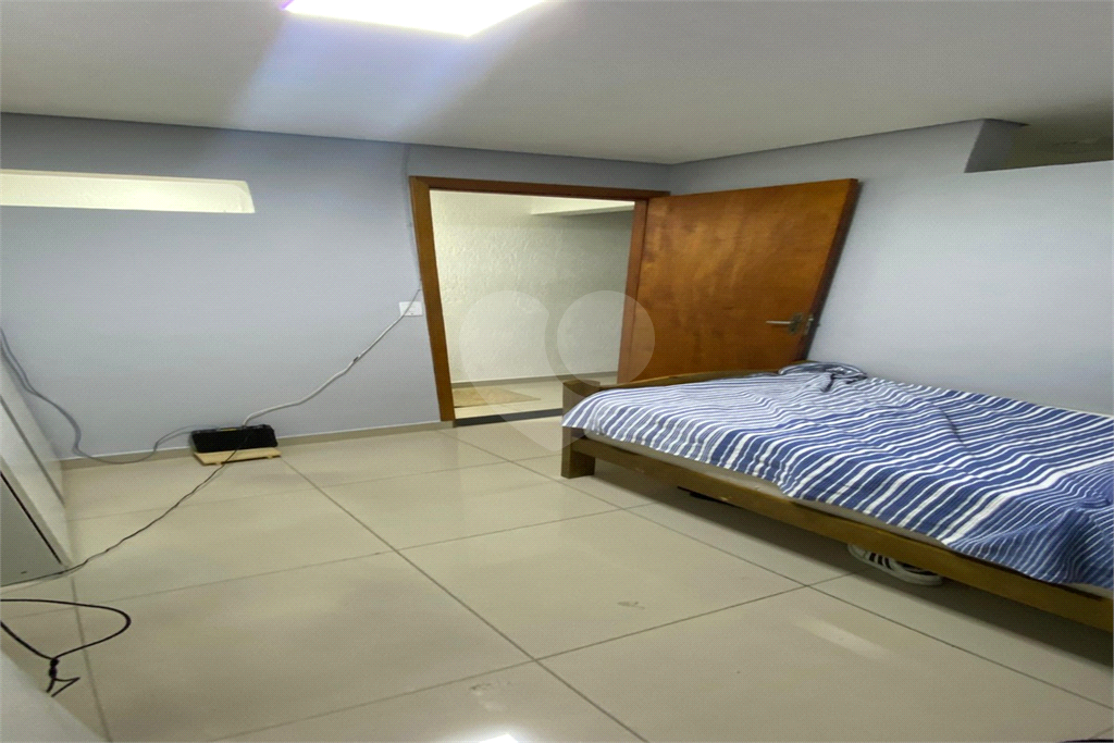 Sobrado residencial no Parque Casa de Pedra, totalmente reformado, com 3 dormitórios,