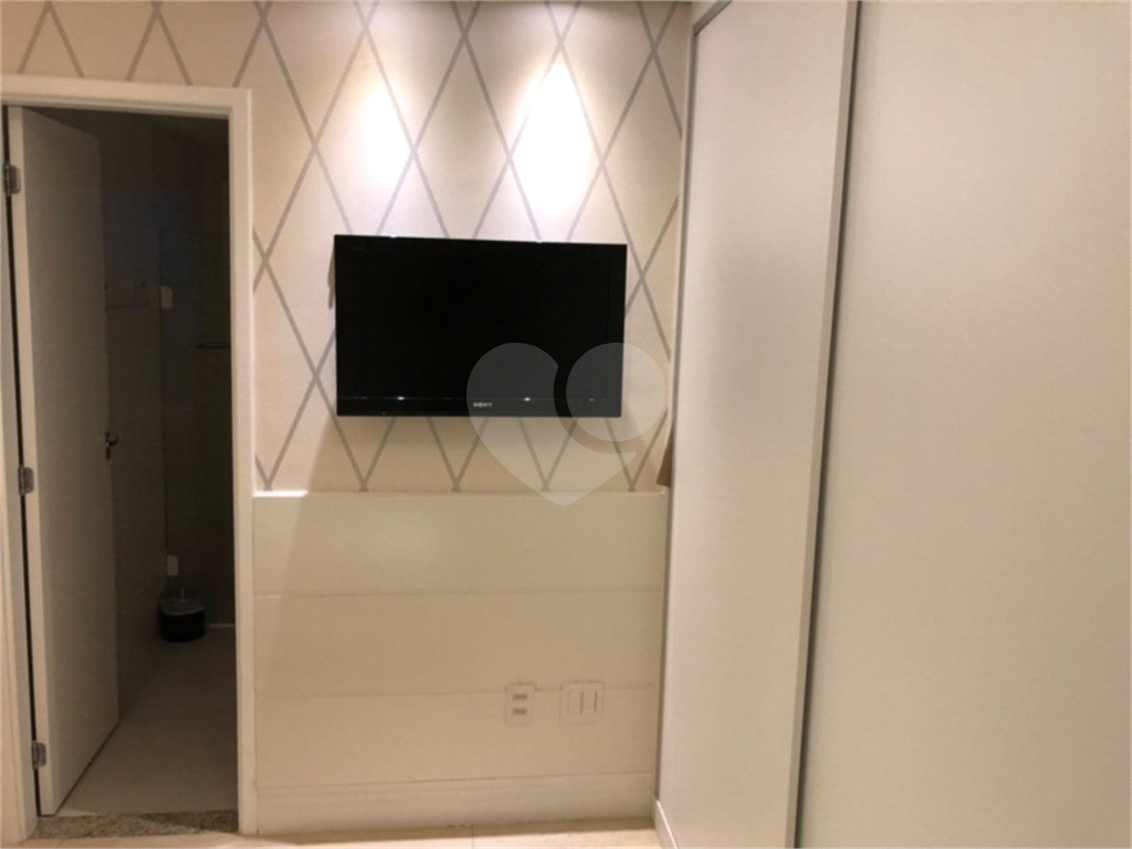 Cobertura à venda com 3 quartos, 214m² - Foto 13