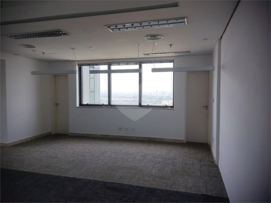 Sala Comercial á venda em Santana