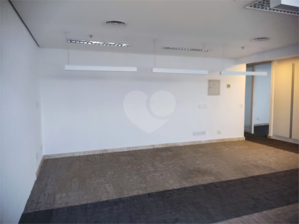 Sala Comercial á venda em Santana