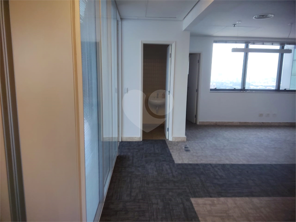 Sala Comercial á venda em Santana