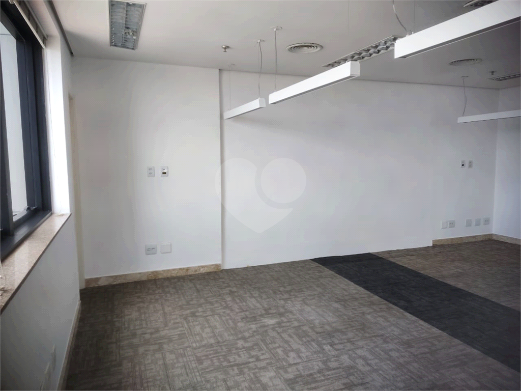 Sala Comercial á venda em Santana