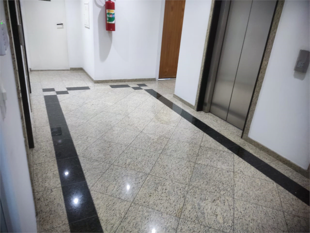 Sala Comercial á venda em Santana