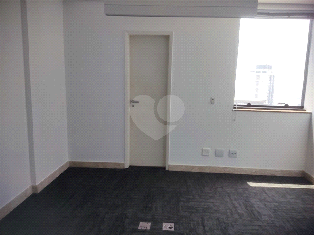Sala Comercial á venda em Santana