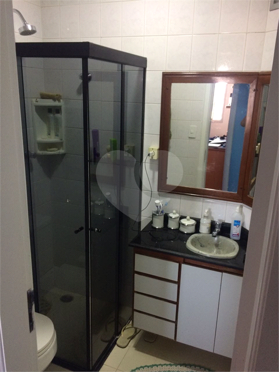 APARTAMENTO em CASA VERDE