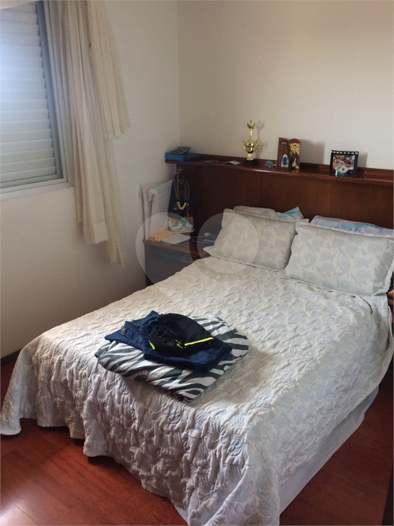 APARTAMENTO em CASA VERDE