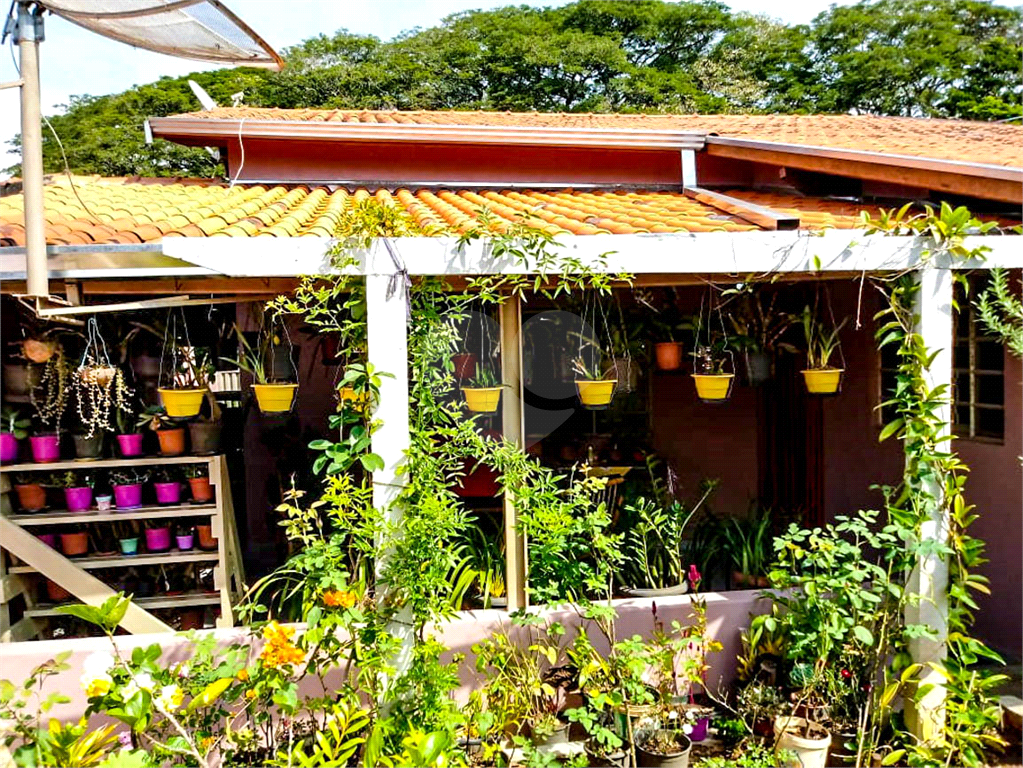 Casa á venda em Manduri SP Centro