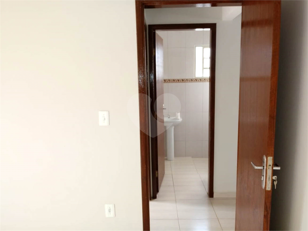 Casa com terreno á venda em Manduri SP