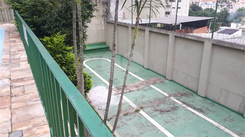 Apartamento de 3 dormitórios, de 120 m², localizado a 900 metros da estação Santana