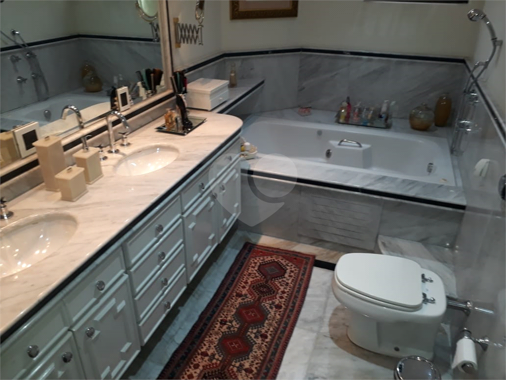 Apartamento no Alto de Santana de Altíssimo Nível  com 340 metros de área útil finamente decorado!!