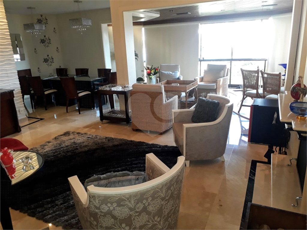 Apartamento no Alto de Santana de Altíssimo Nível  com 340 metros de área útil finamente decorado!!