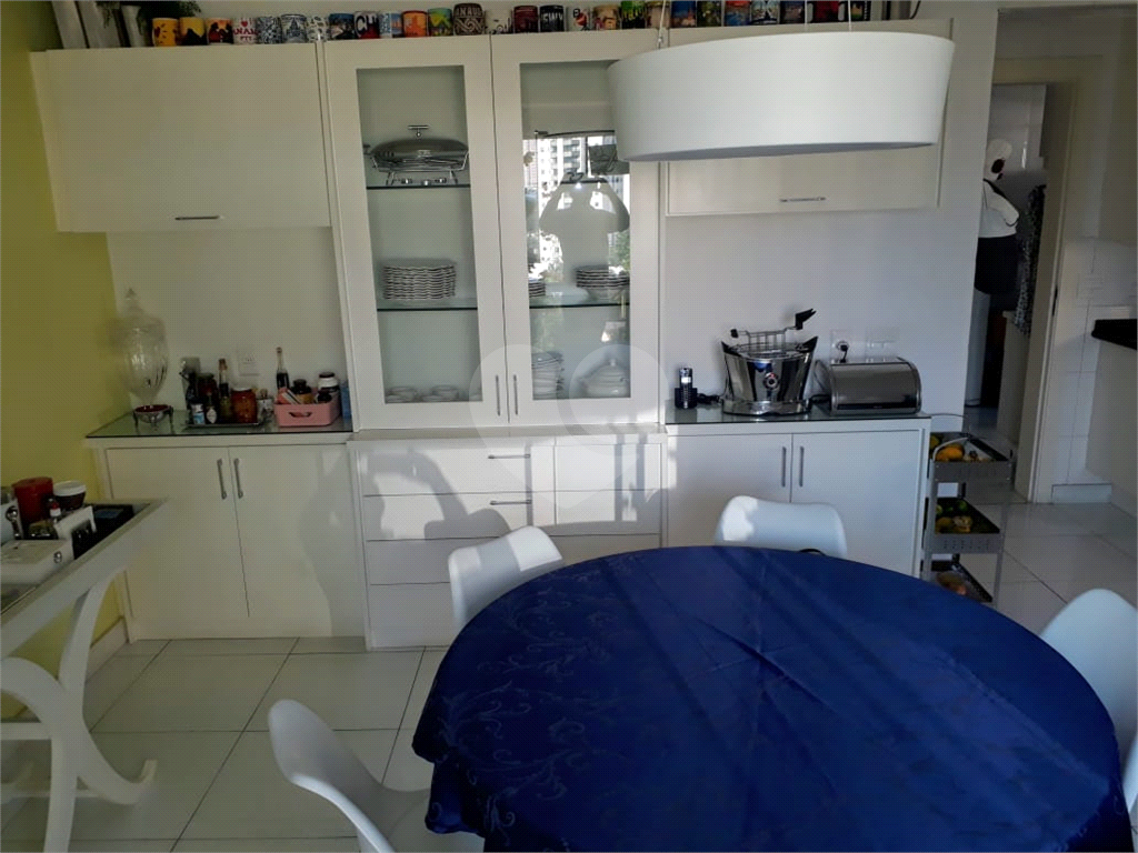 Apartamento no Alto de Santana de Altíssimo Nível  com 340 metros de área útil finamente decorado!!