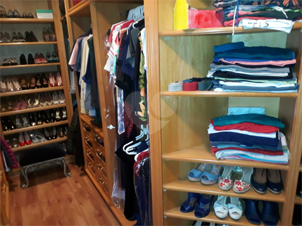 Apartamento no Alto de Santana de Altíssimo Nível  com 340 metros de área útil finamente decorado!!