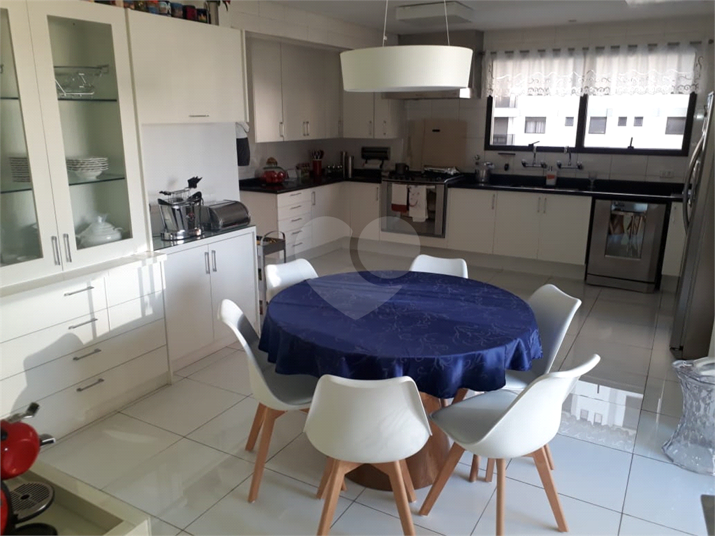 Apartamento no Alto de Santana de Altíssimo Nível  com 340 metros de área útil finamente decorado!!