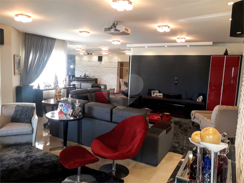 Apartamento no Alto de Santana de Altíssimo Nível  com 340 metros de área útil finamente decorado!!