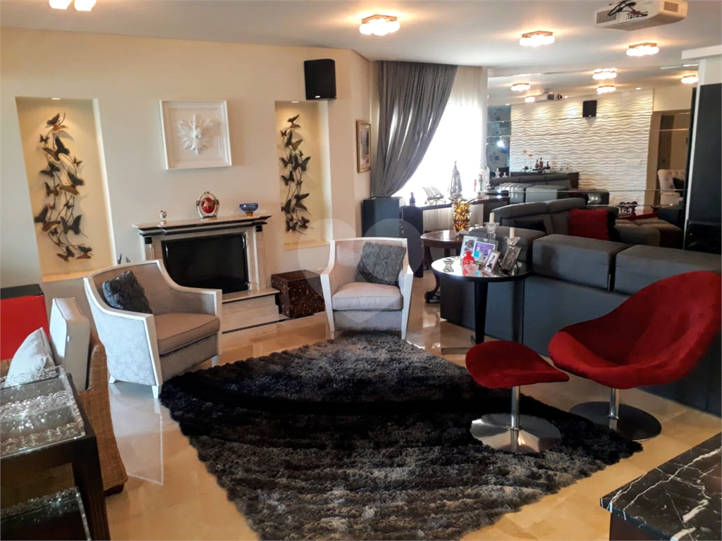 Apartamento no Alto de Santana de Altíssimo Nível  com 340 metros de área útil finamente decorado!!