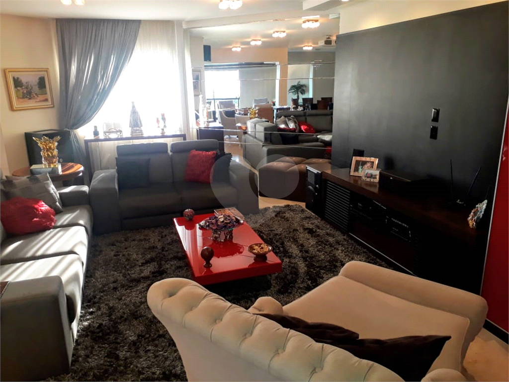 Apartamento no Alto de Santana de Altíssimo Nível  com 340 metros de área útil finamente decorado!!