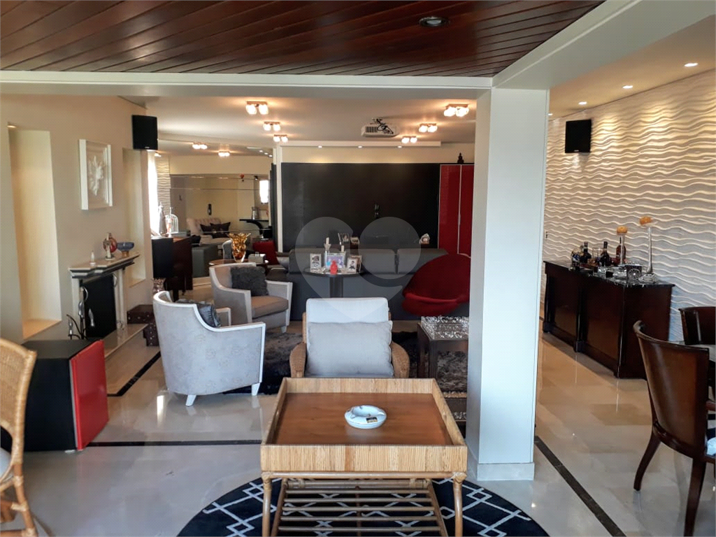 Apartamento no Alto de Santana de Altíssimo Nível  com 340 metros de área útil finamente decorado!!