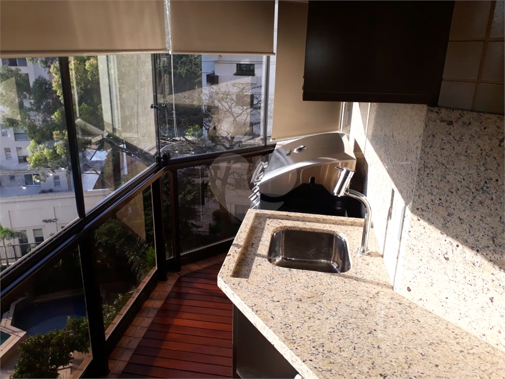 Apartamento no Alto de Santana de Altíssimo Nível  com 340 metros de área útil finamente decorado!!