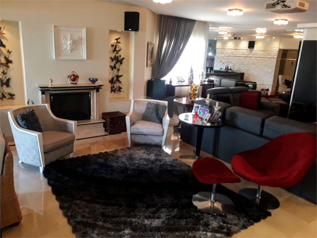 Apartamento no Alto de Santana de Altíssimo Nível  com 340 metros de área útil finamente decorado!!