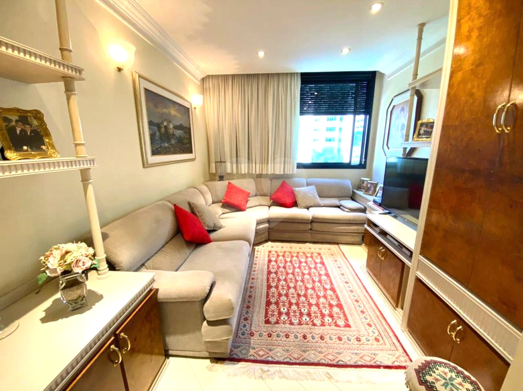 Apartamento à venda com 4 quartos no Jardim França Água Fria