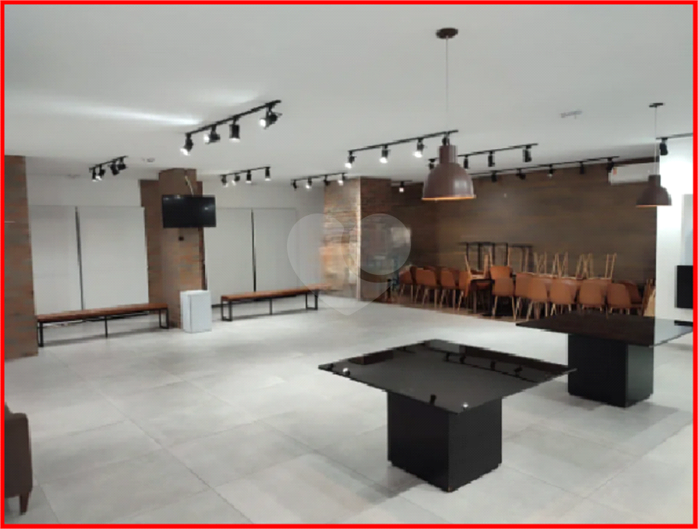 APARTAMENTO em SANTANA
