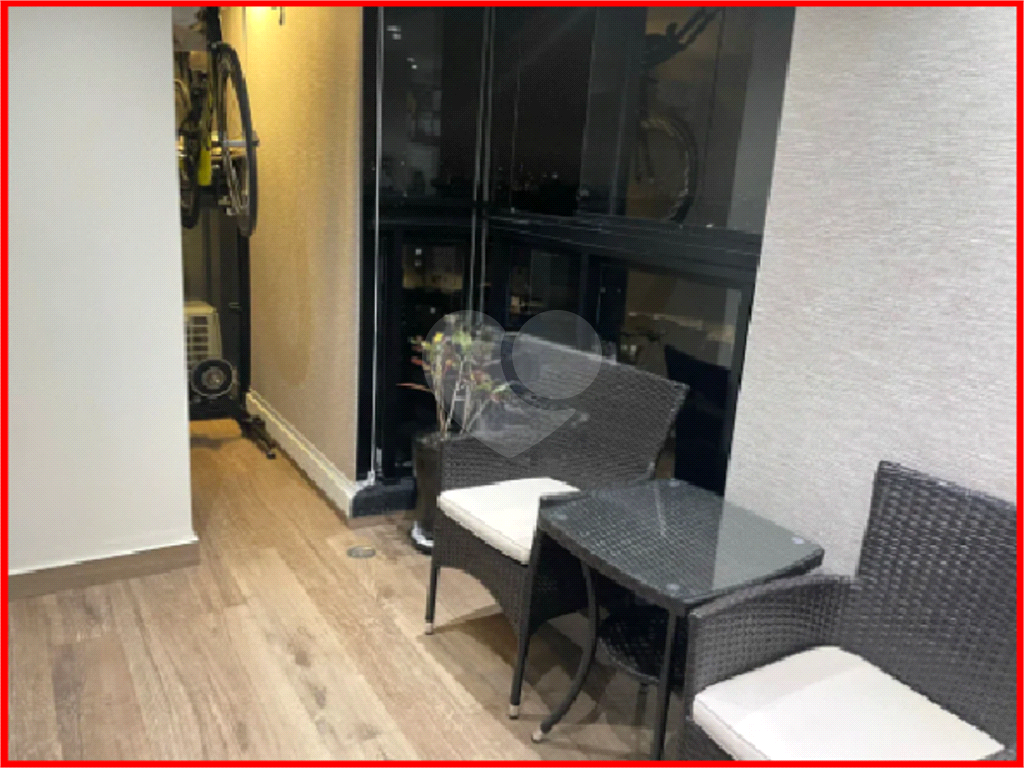 APARTAMENTO em SANTANA