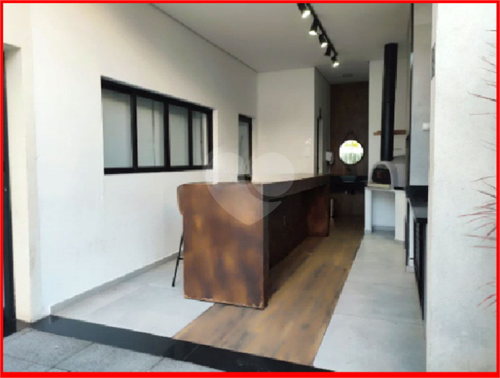 APARTAMENTO em SANTANA