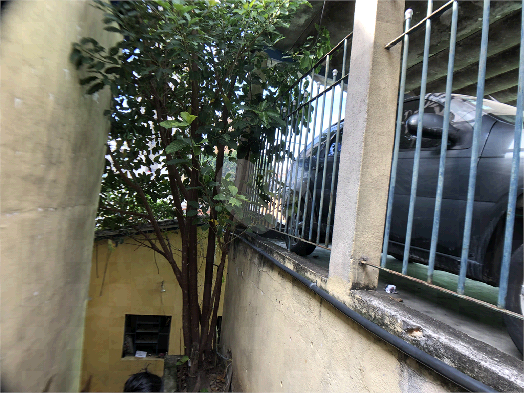 Terreno com 10 x 17 na região do tucuruvi, local com pequena moradia