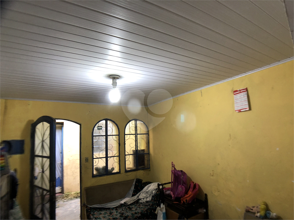 Terreno com 10 x 17 na região do tucuruvi, local com pequena moradia