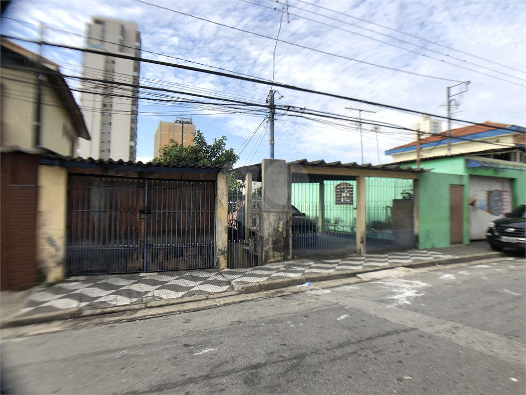 Terreno com 10 x 17 na região do tucuruvi, local com pequena moradia