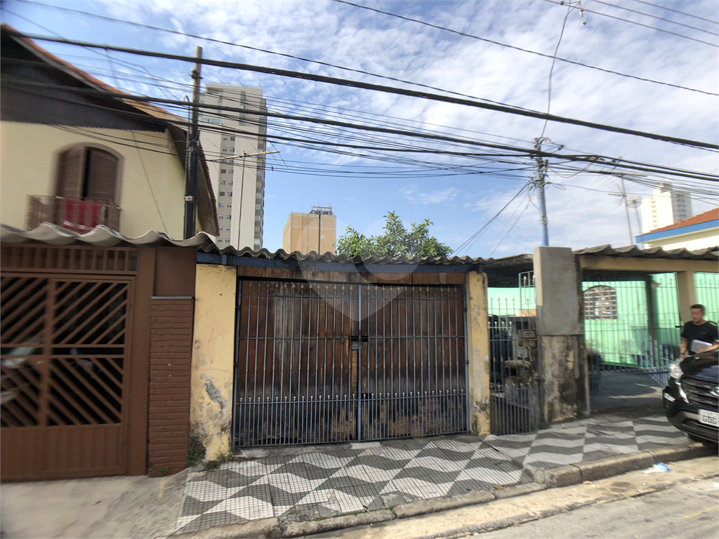 Terreno com 10 x 17 na região do tucuruvi, local com pequena moradia