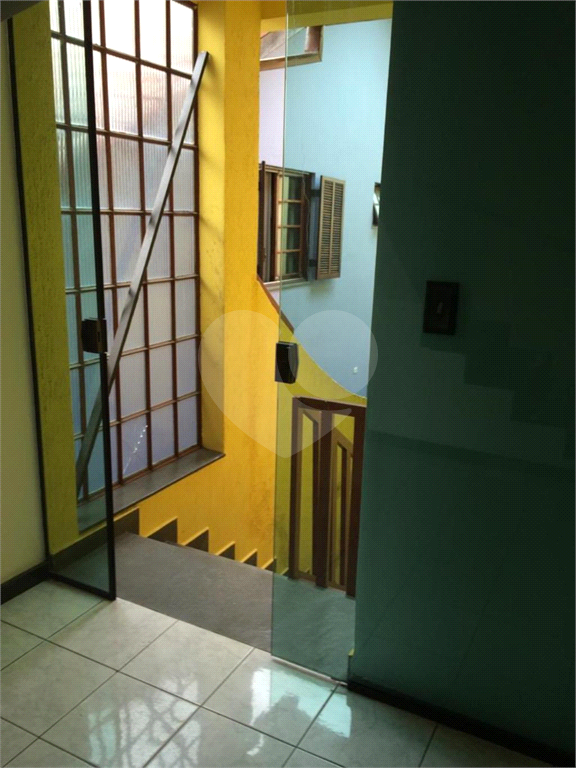 SOBRADO em JARDIM SANTA CECÍLIA