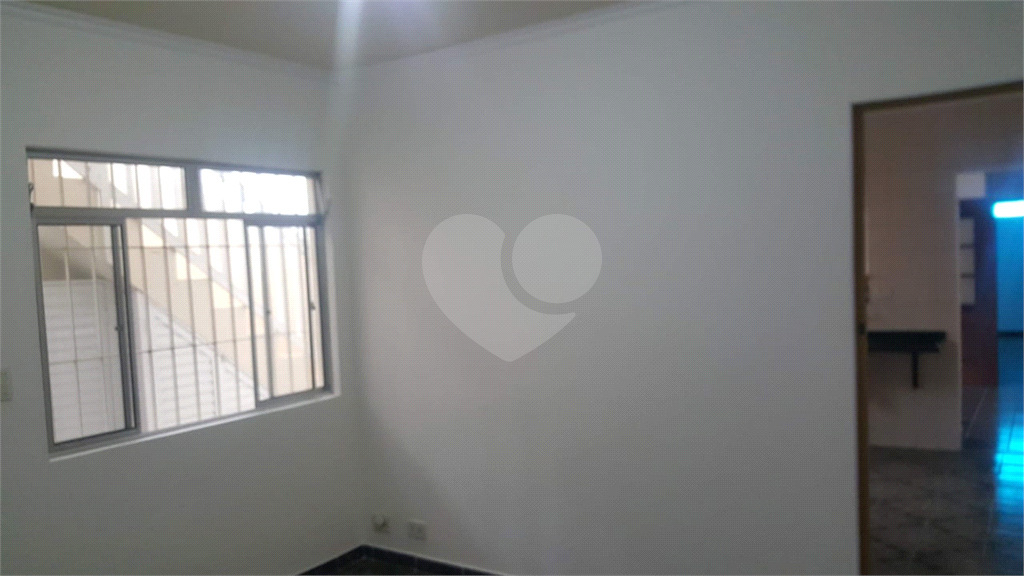Casa térrea no Jardim Lallo - 3 dorm sendo 1 suíte, 2 vagas - Documentação ok