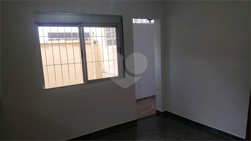 Casa térrea no Jardim Lallo - 3 dorm sendo 1 suíte, 2 vagas - Documentação ok