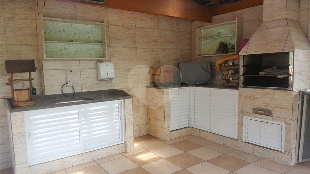 Casa térrea no Jardim Lallo - 3 dorm sendo 1 suíte, 2 vagas - Documentação ok