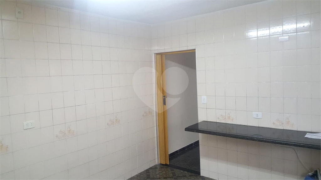 Casa térrea no Jardim Lallo - 3 dorm sendo 1 suíte, 2 vagas - Documentação ok