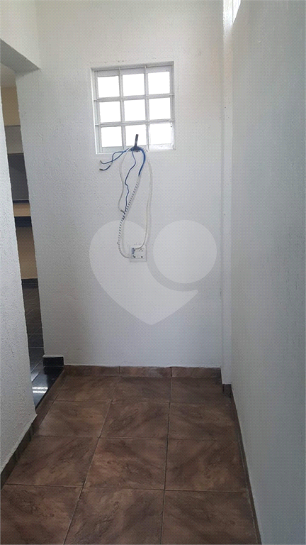 Casa térrea no Jardim Lallo - 3 dorm sendo 1 suíte, 2 vagas - Documentação ok