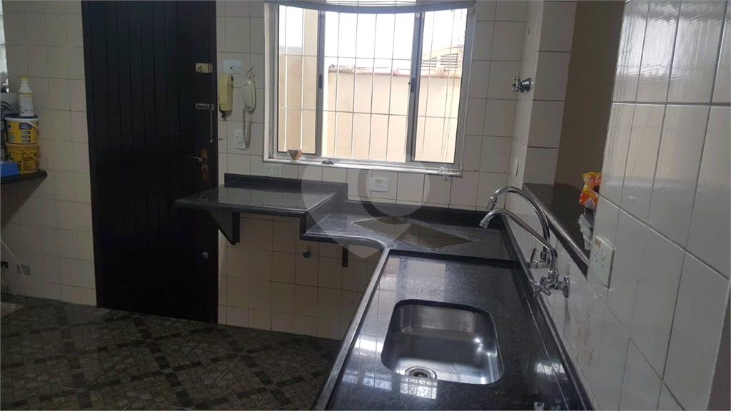 Casa térrea no Jardim Lallo - 3 dorm sendo 1 suíte, 2 vagas - Documentação ok