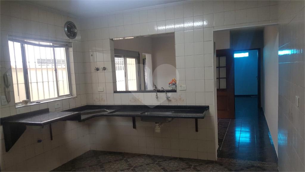 Casa térrea no Jardim Lallo - 3 dorm sendo 1 suíte, 2 vagas - Documentação ok