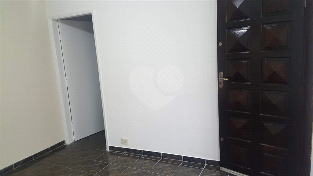 Casa térrea no Jardim Lallo - 3 dorm sendo 1 suíte, 2 vagas - Documentação ok