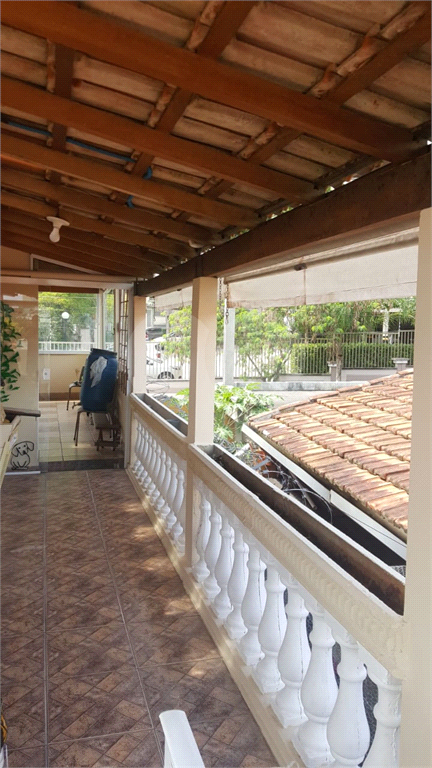 Casa térrea no Jardim Lallo - 3 dorm sendo 1 suíte, 2 vagas - Documentação ok