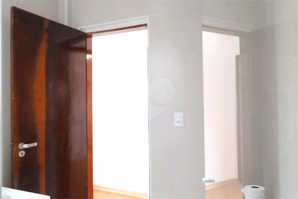 Apartamento à venda no Tremembé, 2 quartos, ao lado canil da PM! Bem distribuído e seguro!