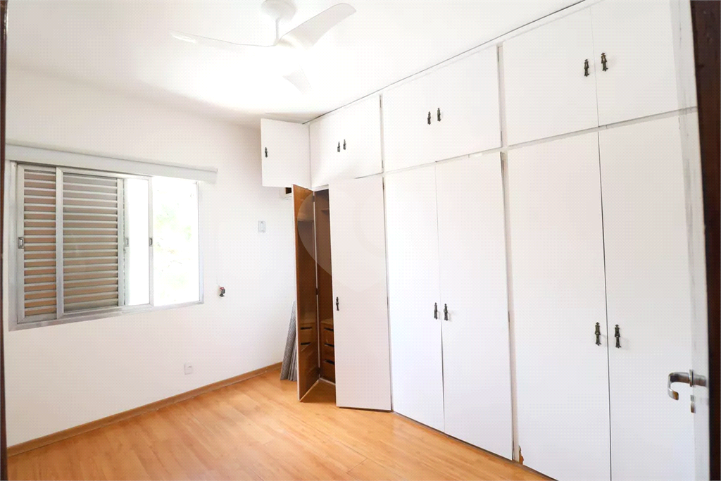 Apartamento à venda no Tremembé, 2 quartos, ao lado canil da PM! Bem distribuído e seguro!