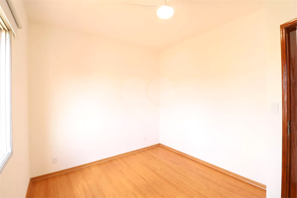 Apartamento à venda no Tremembé, 2 quartos, ao lado canil da PM! Bem distribuído e seguro!