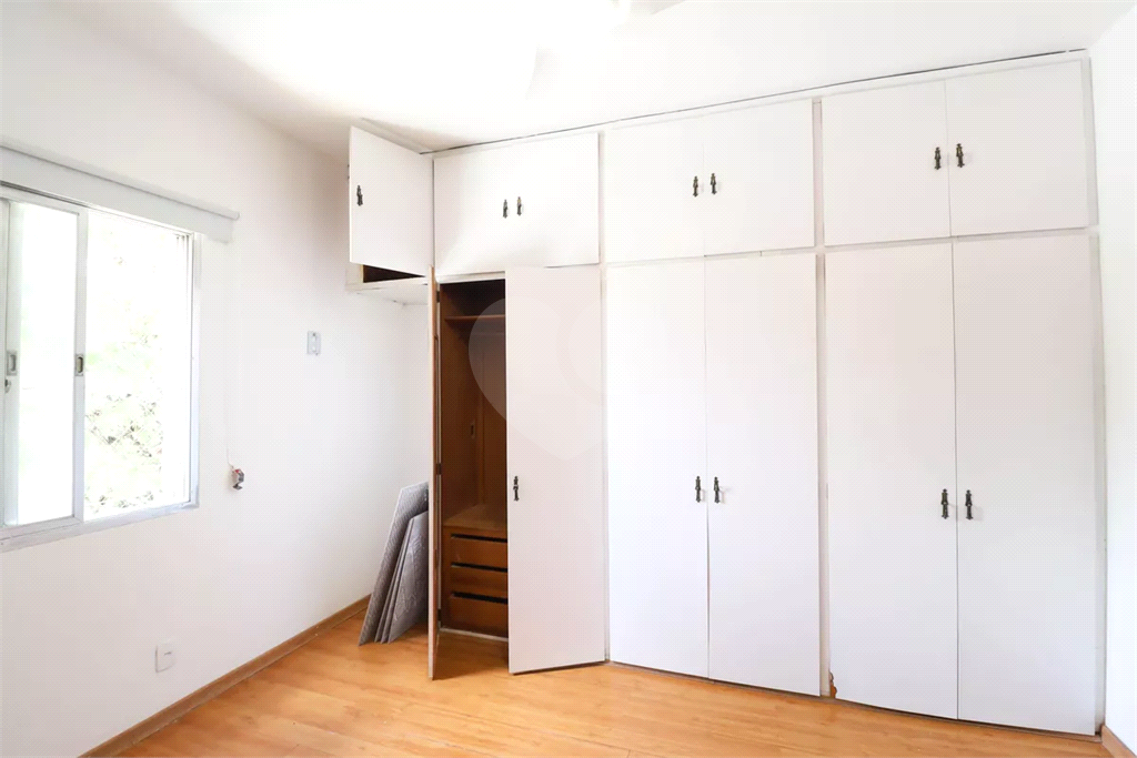 Apartamento à venda no Tremembé, 2 quartos, ao lado canil da PM! Bem distribuído e seguro!